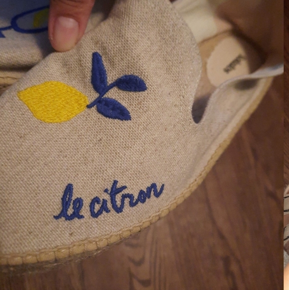 Size 10 new - Picture 5 of 5